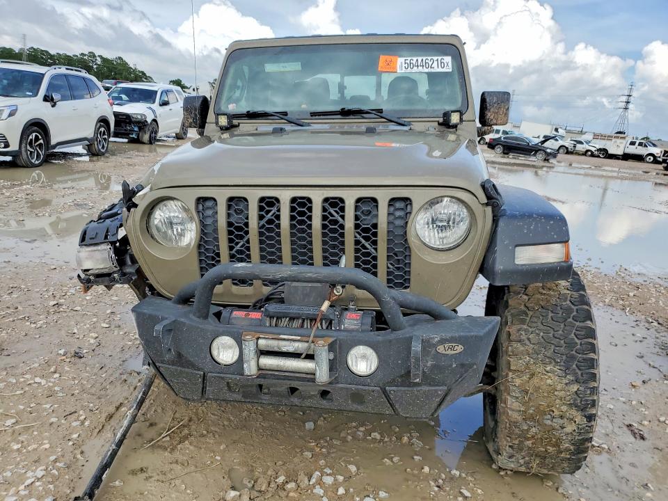 Photo 5 from auction – 2020 JEEP GLADIATOR with VIN 1C6HJTAG3LL160946