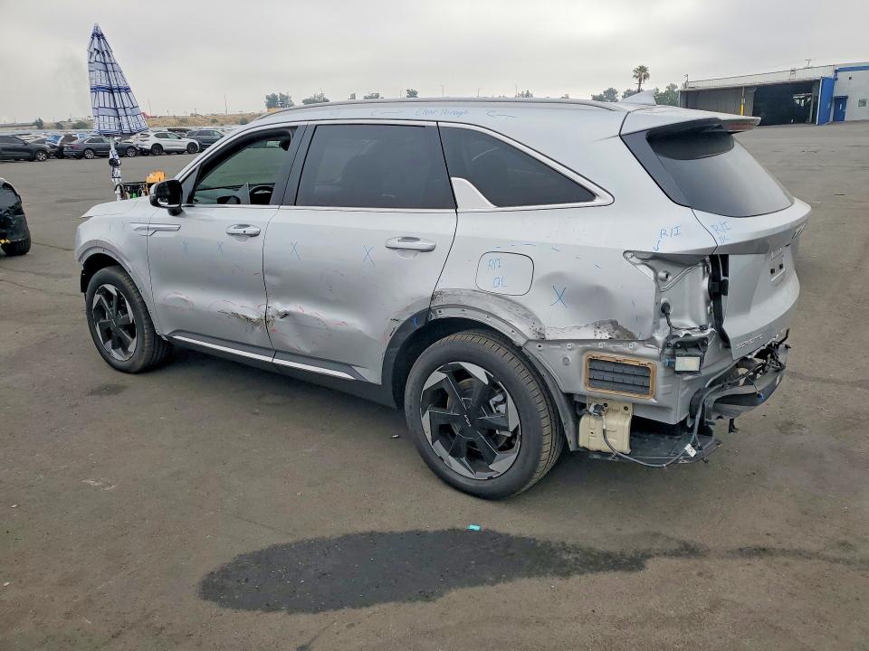 Photo 2 from auction – 2025 KIA SORENTO with VIN KNDRH4JG1S5341173