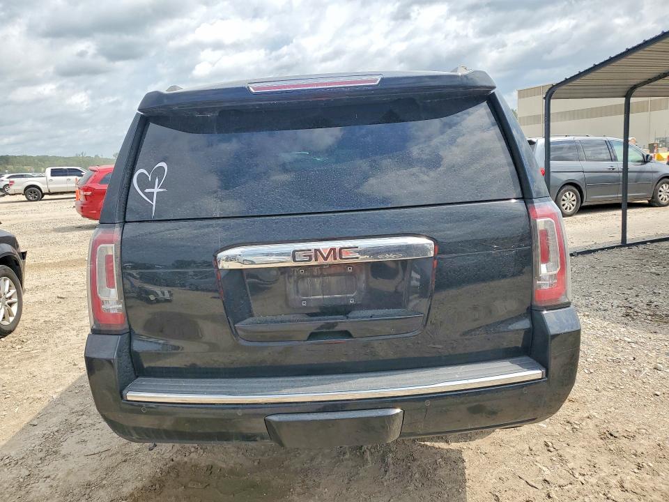 Снимка 6 от търг – 2017 GMC YUKON XL с VIN 1GKS2HKJ0HR295135
