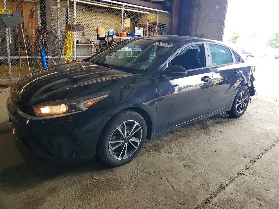 KIA FORTE 2023 with VIN 3KPF24AD4PE694576 - Photo from auction