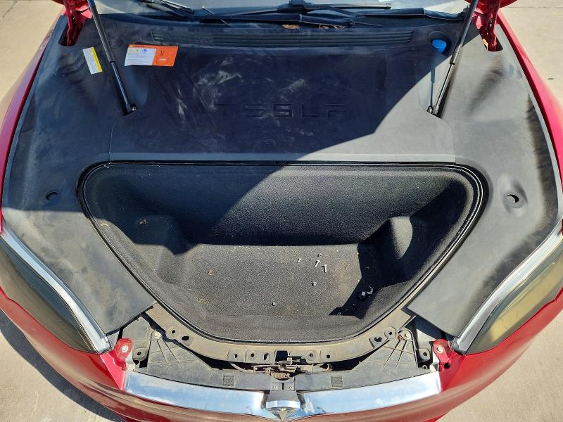 Photo 11 from auction – 2016 TESLA MODEL S with VIN 5YJSA1E25GF156830