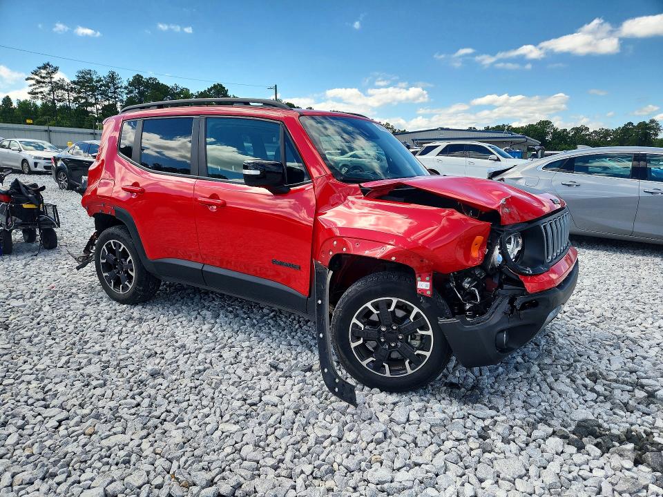 Photo 4 from auction – 2023 JEEP RENEGADE with VIN ZACNJDB13PPP45133