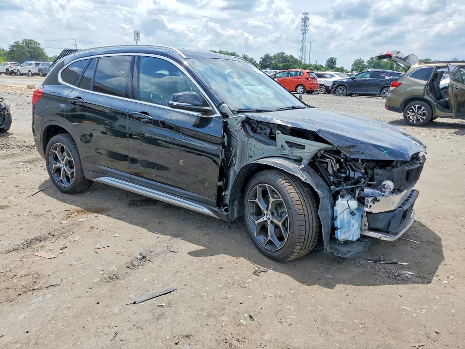 Photo 4 from auction – 2019 BMW X1 with VIN WBXHT3C54K5L35418