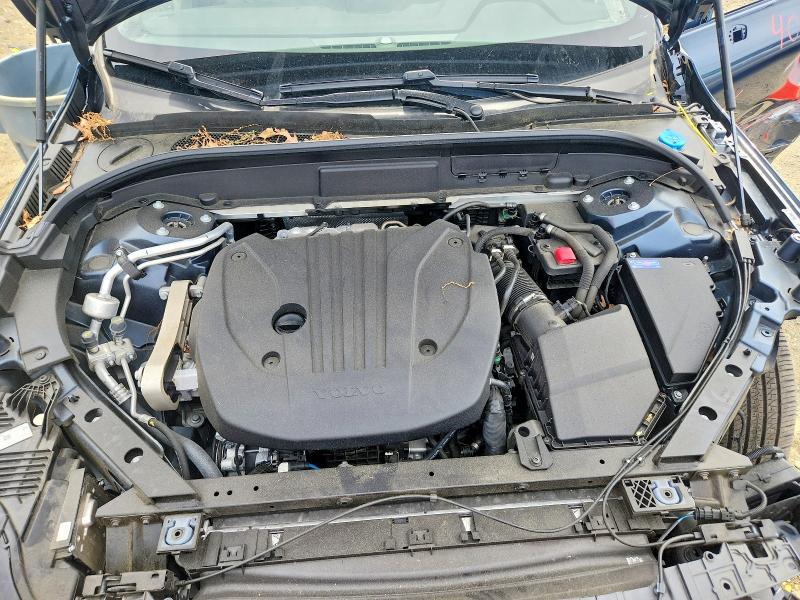 Фото 12 с аукциона – 2025 VOLVO XC60 с VIN YV4M12RCXS1012691