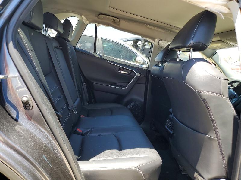 Photo 11 from auction – 2021 TOYOTA RAV4 with VIN JTMY1RFV9MD080341