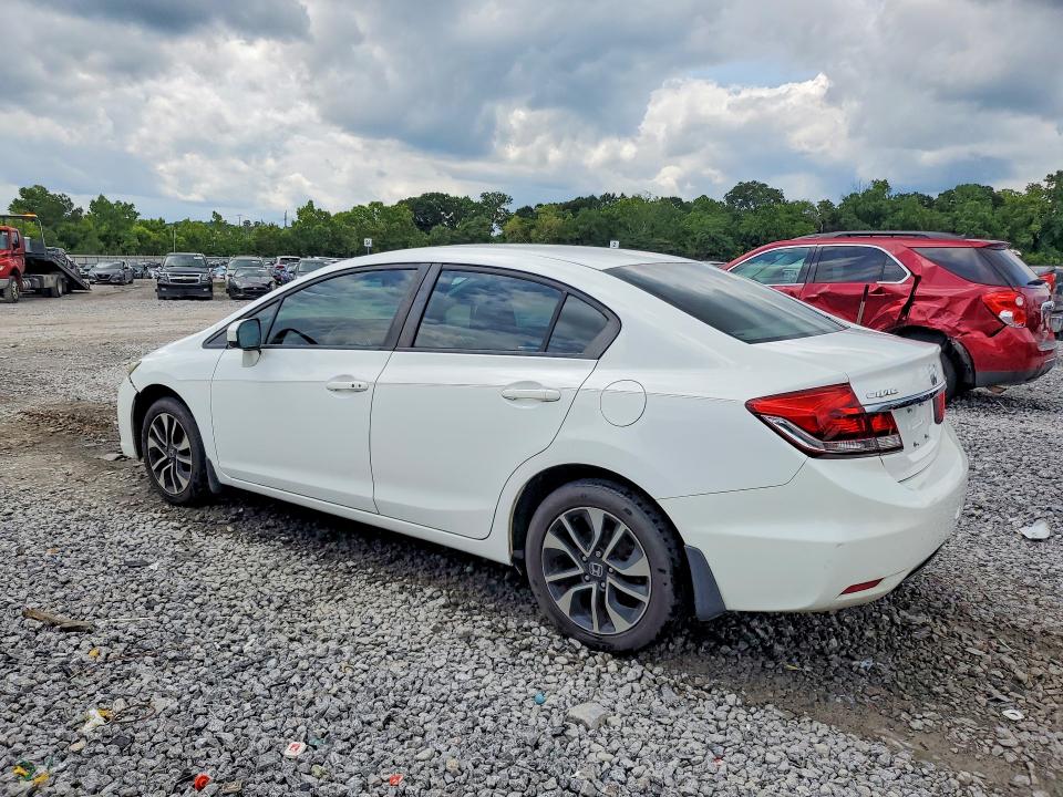 Photo 2 from auction – 2015 HONDA CIVIC with VIN 19XFB2F81FE052668