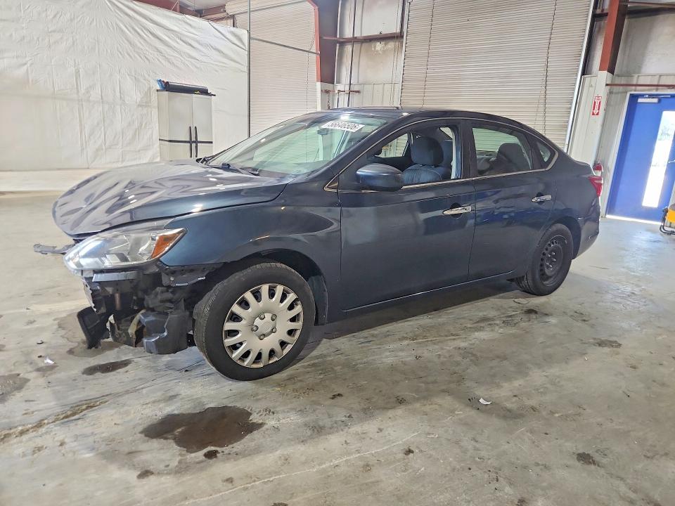 NISSAN SENTRA 2017 with VIN 3N1AB7AP9HL637795 - Photo from auction