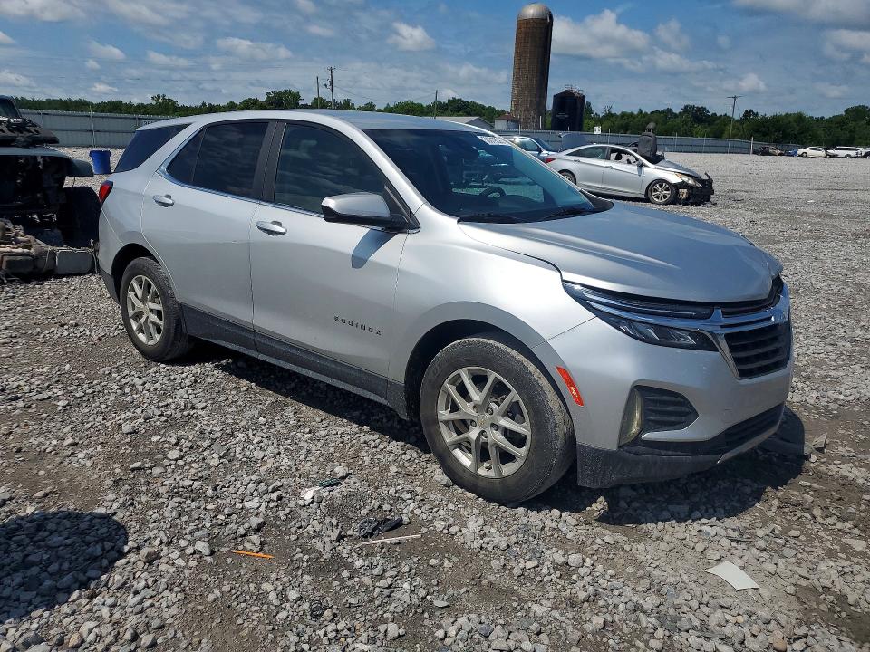 Photo 4 from auction – 2022 CHEVROLET EQUINOX with VIN 2GNAXKEV7N6115295