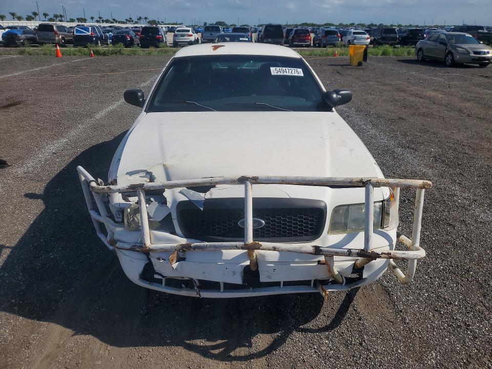 Photo 5 from auction – 2008 FORD CROWN VICTOR with VIN 2FAFP71V48X119343
