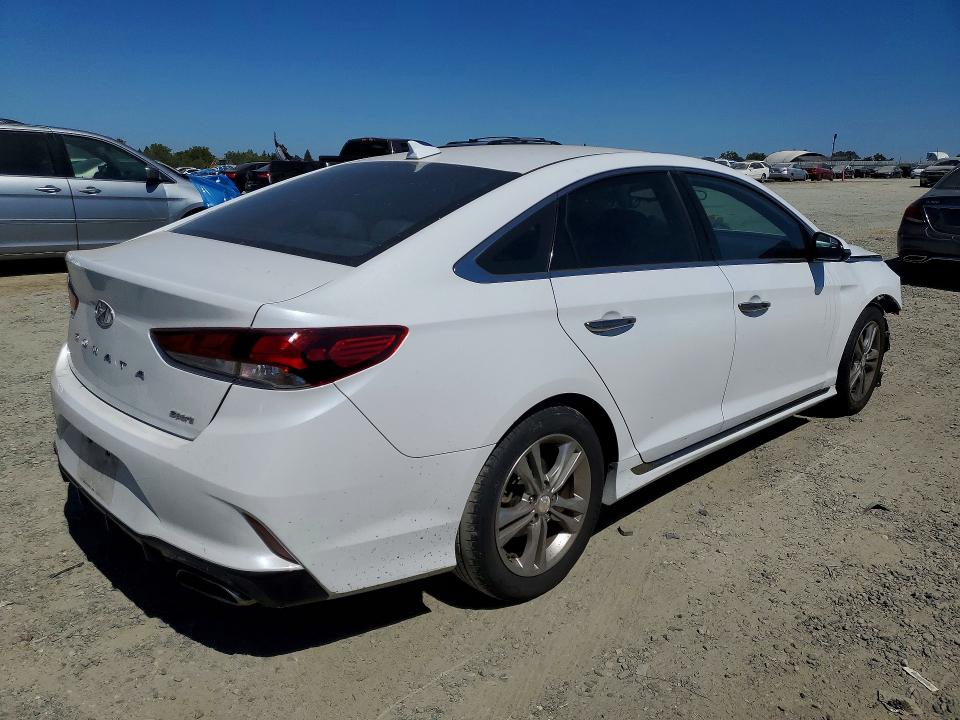 Photo 3 from auction – 2018 HYUNDAI SONATA with VIN 5NPE34AF0JH654119