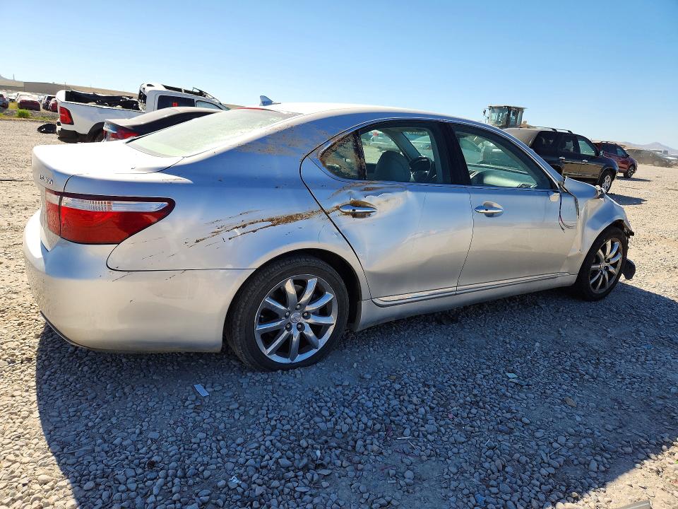 Photo 3 from auction – 2009 LEXUS LS with VIN JTHBL46F695087808