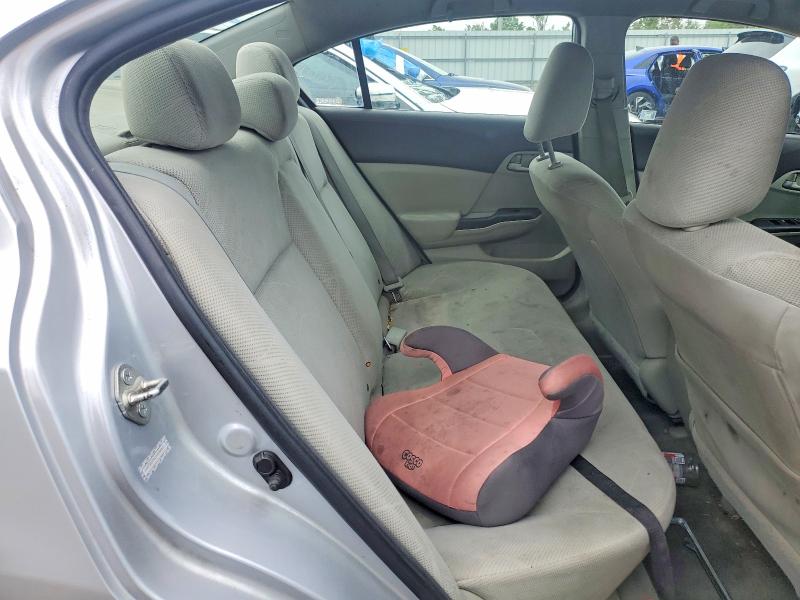 Photo 10 from auction – 2012 HONDA CIVIC with VIN 2HGFB2F50CH524303