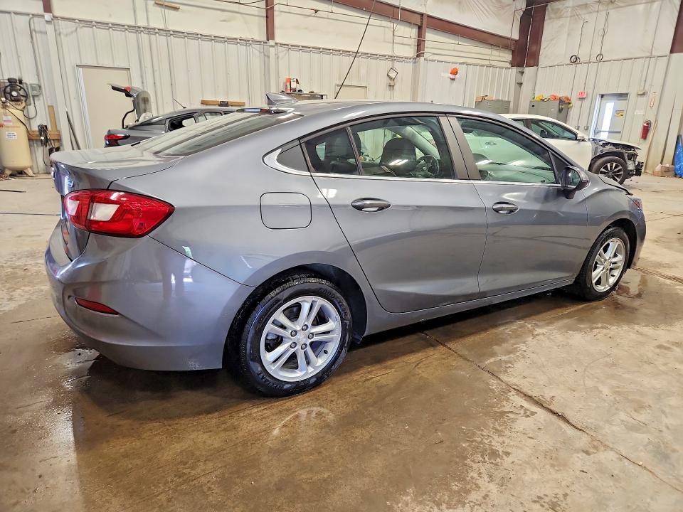 Снимка 3 от търг – 2018 CHEVROLET CRUZE с VIN 1G1BH5SE9J7117570