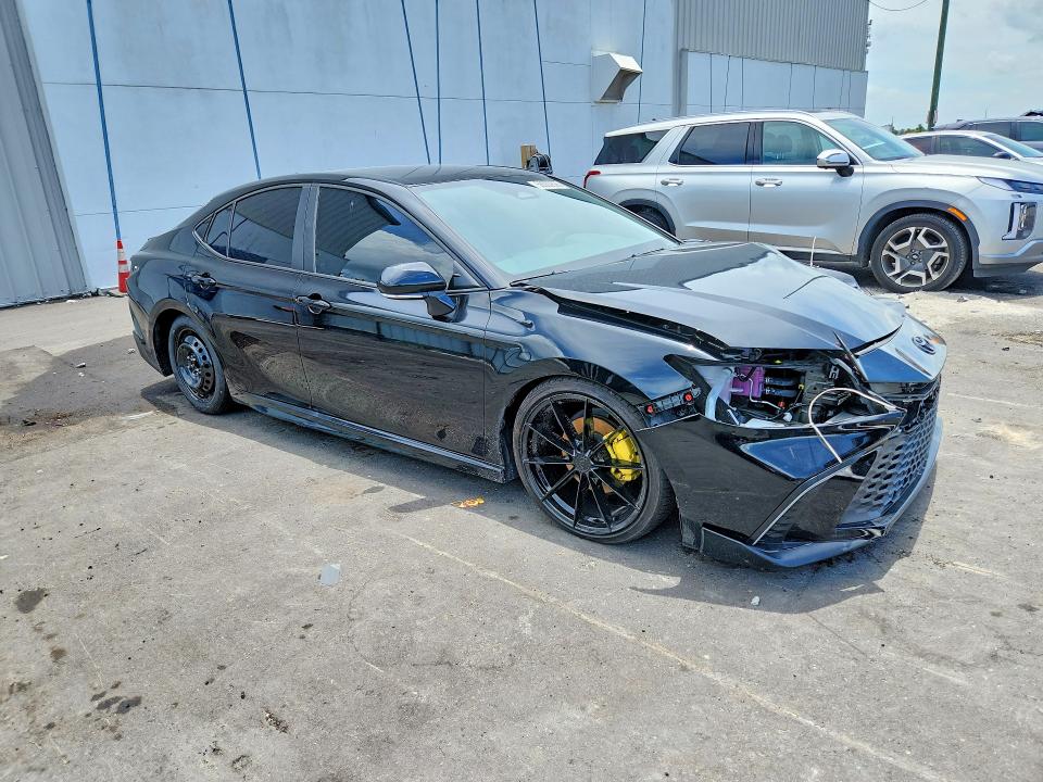 Photo 4 from auction – 2025 TOYOTA CAMRY with VIN 4T1DAACK4SU043068