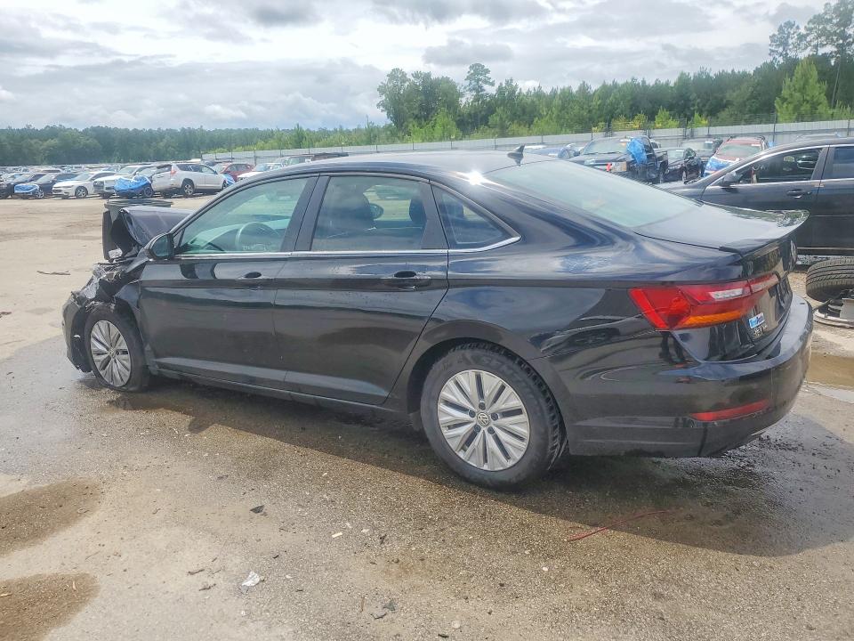 Photo 2 from auction – 2019 VOLKSWAGEN JETTA with VIN 3VWC57BU2KM172812
