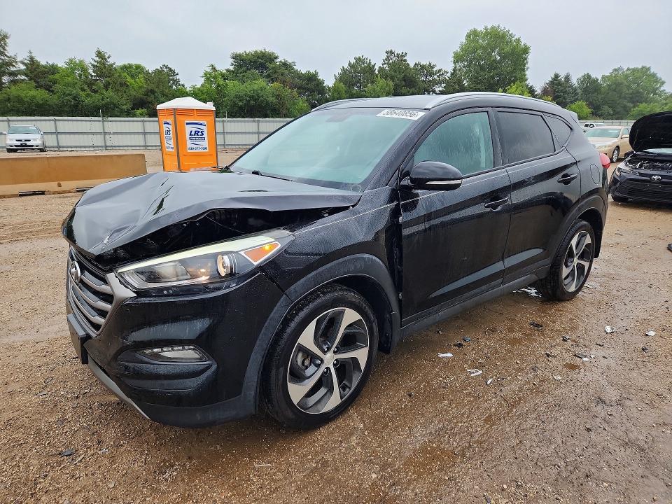 HYUNDAI TUCSON 2016 with VIN KM8J33A25GU055927 - Photo from auction
