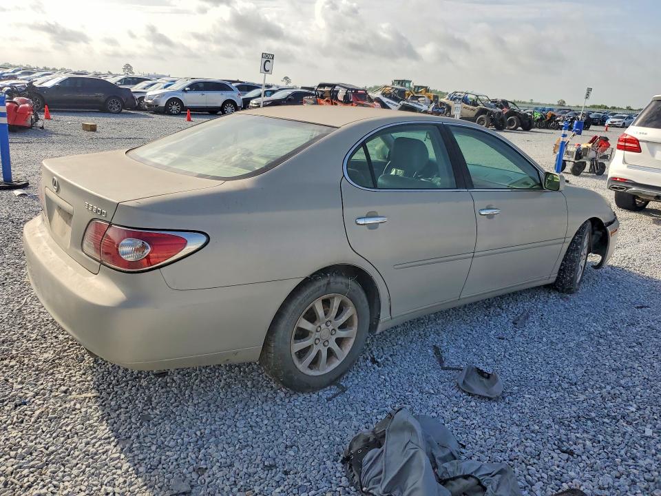 Photo 3 from auction – 2003 LEXUS ES with VIN JTHBF30G130126926