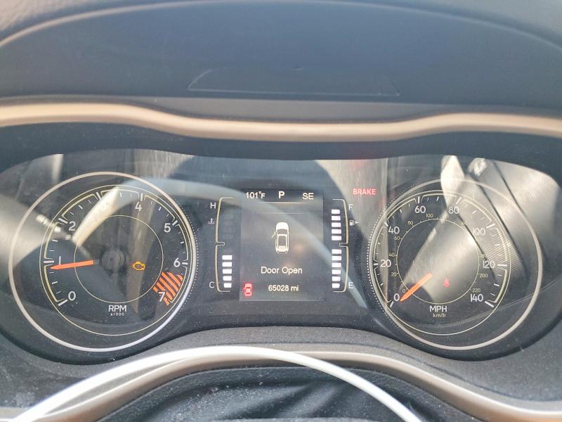 Zdjęcie 9 z aukcji – 2015 JEEP CHEROKEE z VIN 1C4PJMCB8FW709605