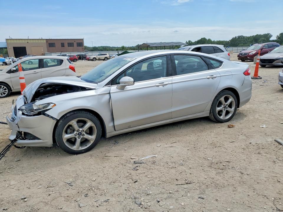 FORD FUSION 2016 with VIN 3FA6P0HD0GR362259 - Photo from auction