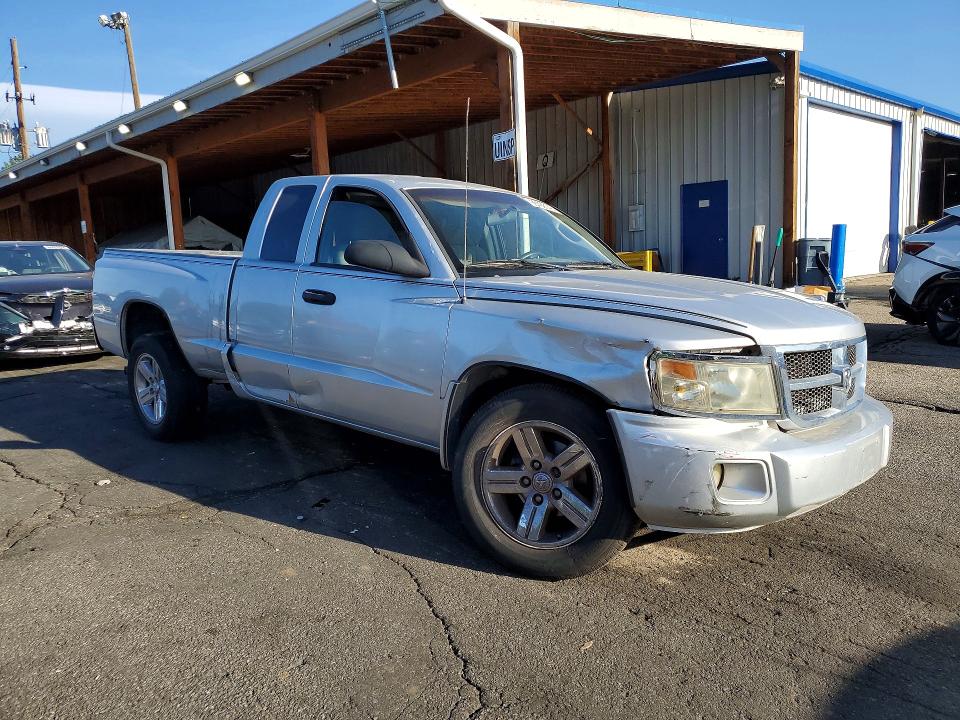 Photo 4 from auction – 2008 DODGE DAKOTA with VIN 1D7HW42K58S520305
