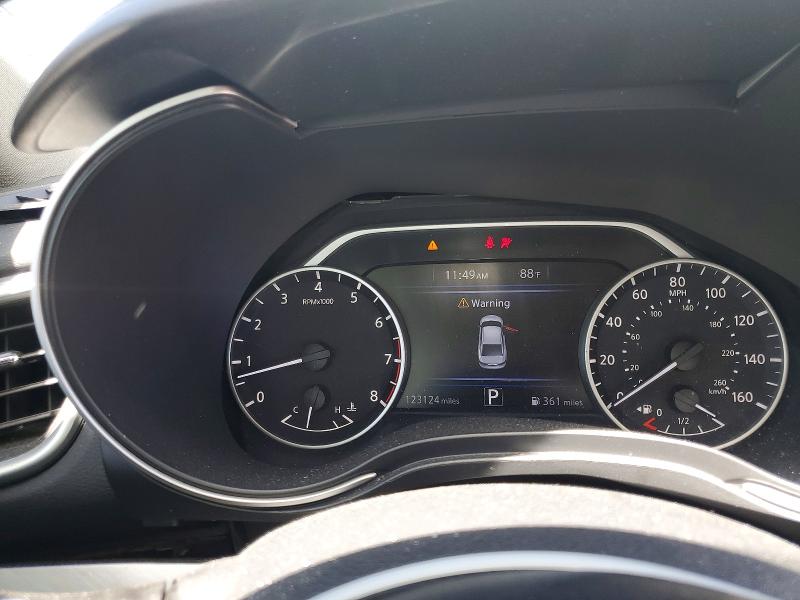 Снимка 9 от търг – 2017 NISSAN MAXIMA с VIN 1N4AA6AP5HC412561