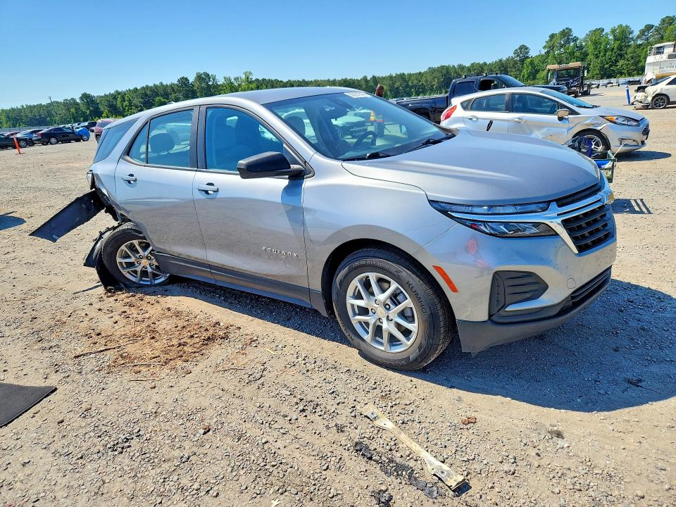 Photo 4 from auction – 2024 CHEVROLET EQUINOX with VIN 3GNAXSEG3RL175710