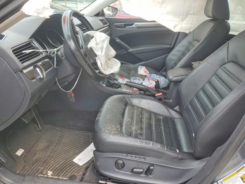 Photo 7 from auction – 2017 VOLKSWAGEN PASSAT with VIN 1VWCM7A34HC085368