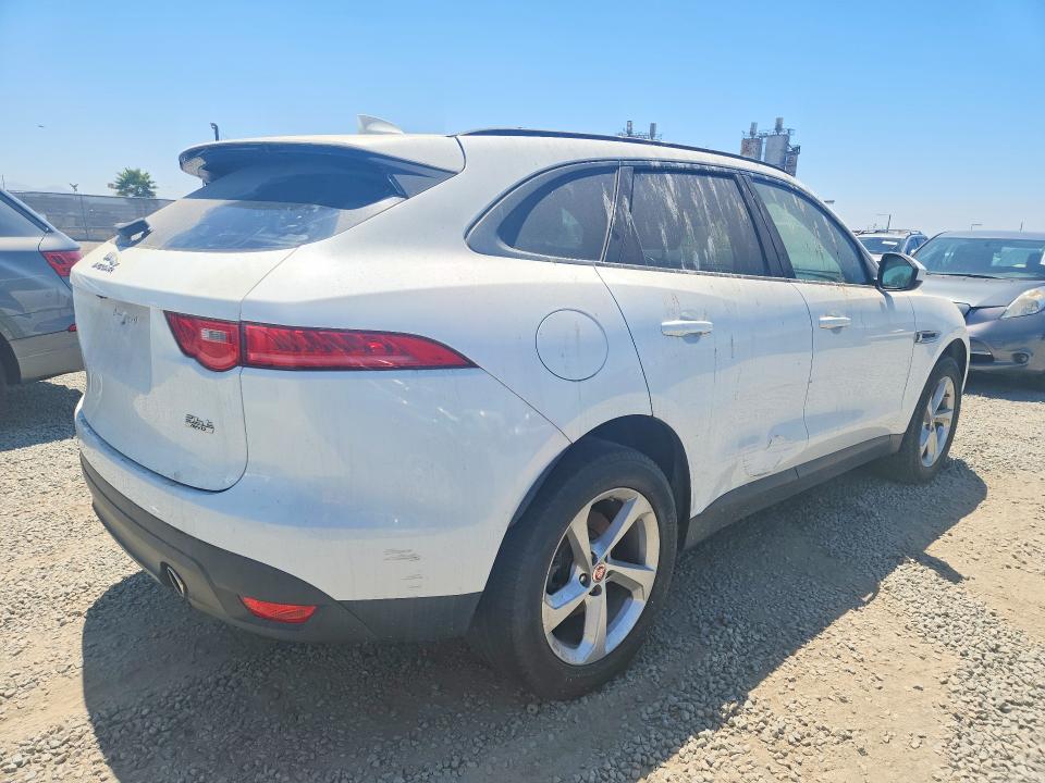 Foto 3 de la subasta – 2018 JAGUAR F-PACE con VIN SADCJ2EV0JA269013