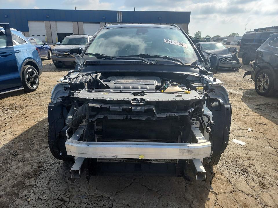 Foto 5 de la subasta – 2022 JEEP COMPASS con VIN 3C4NJDCB2NT154856
