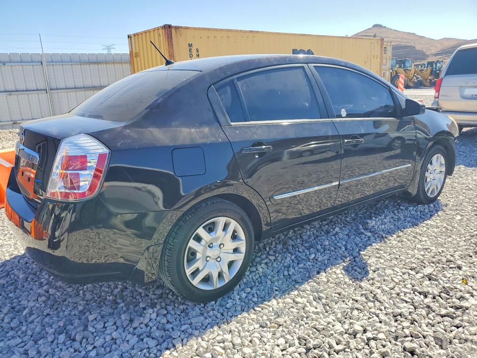 Photo 3 from auction – 2010 NISSAN SENTRA with VIN 3N1AB6AP8AL667905
