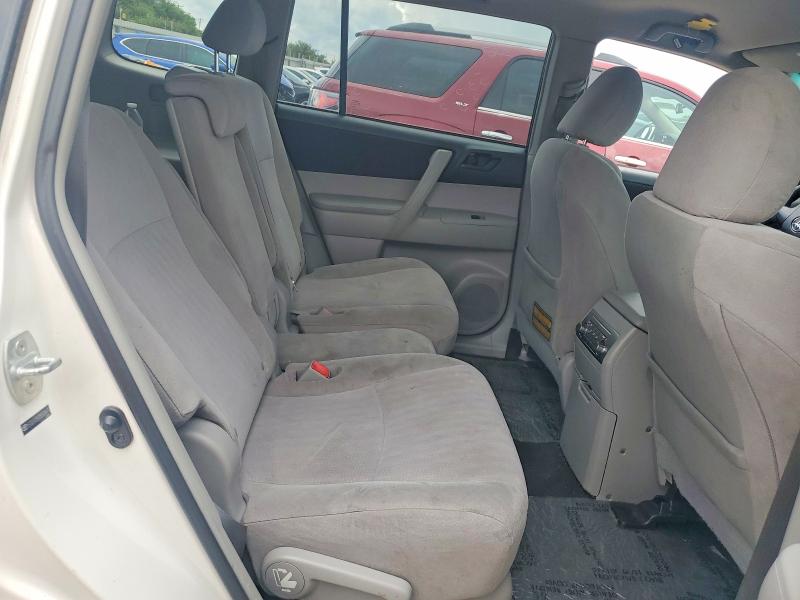 Photo 11 from auction – 2011 TOYOTA HIGHLANDER with VIN 5TDZA3EH7BS009475