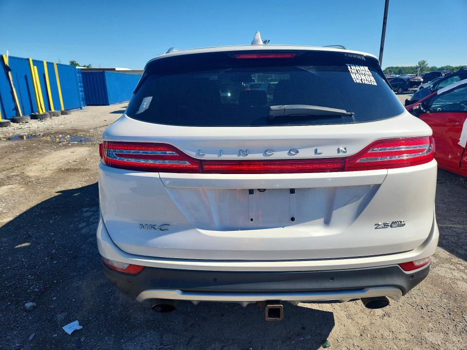 Photo 6 from auction – 2015 LINCOLN MKC with VIN 5LMTJ2AH8FUJ33268