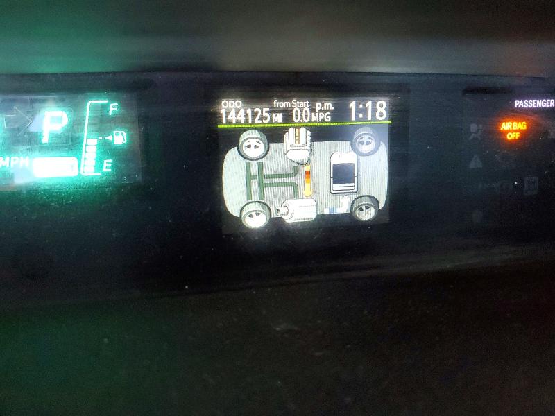 Photo 9 from auction – 2013 TOYOTA PRIUS C with VIN JTDKDTB36D1533962