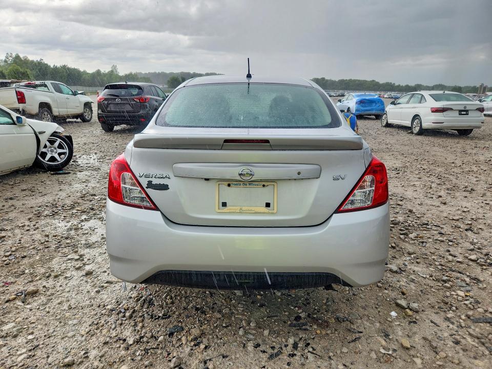 Photo 6 from auction – 2019 NISSAN VERSA with VIN 3N1CN7AP3KL843010