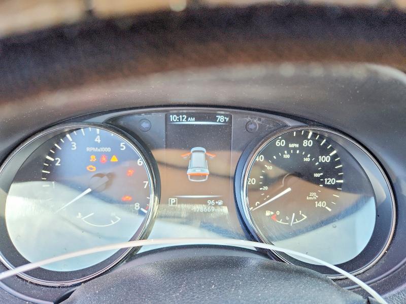 Photo 9 from auction – 2017 NISSAN ROGUE with VIN JN8AT2MV1HW015763