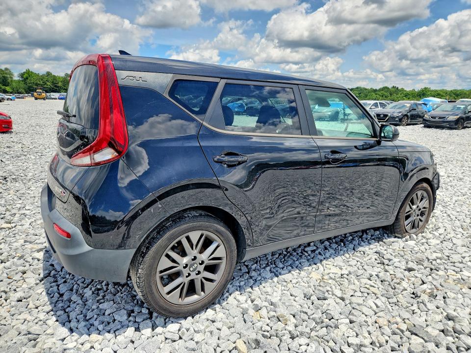 Photo 3 from auction – 2021 KIA SOUL with VIN KNDJ23AU9M7790378