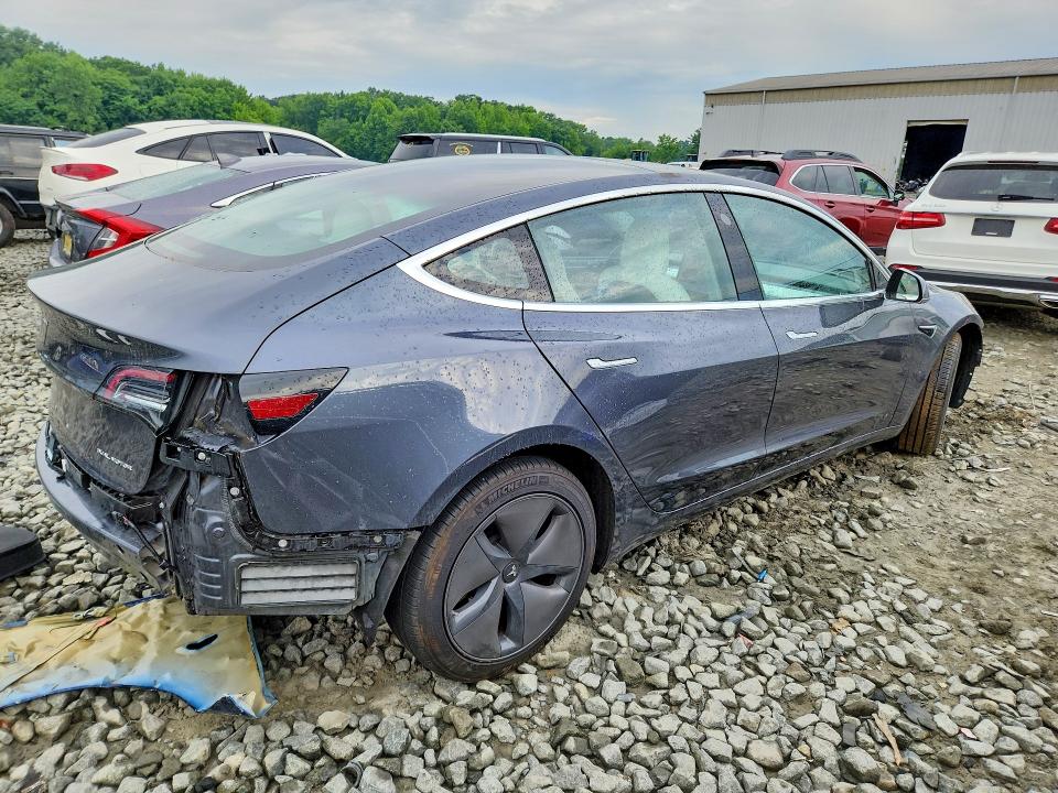 Photo 3 from auction – 2018 TESLA MODEL 3 with VIN 5YJ3E1EB9JF056021