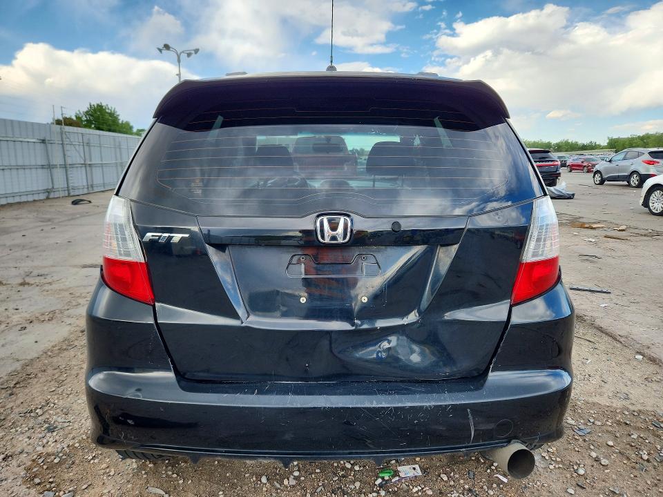 Photo 6 from auction – 2010 HONDA FIT with VIN JHMGE8G49AS014765