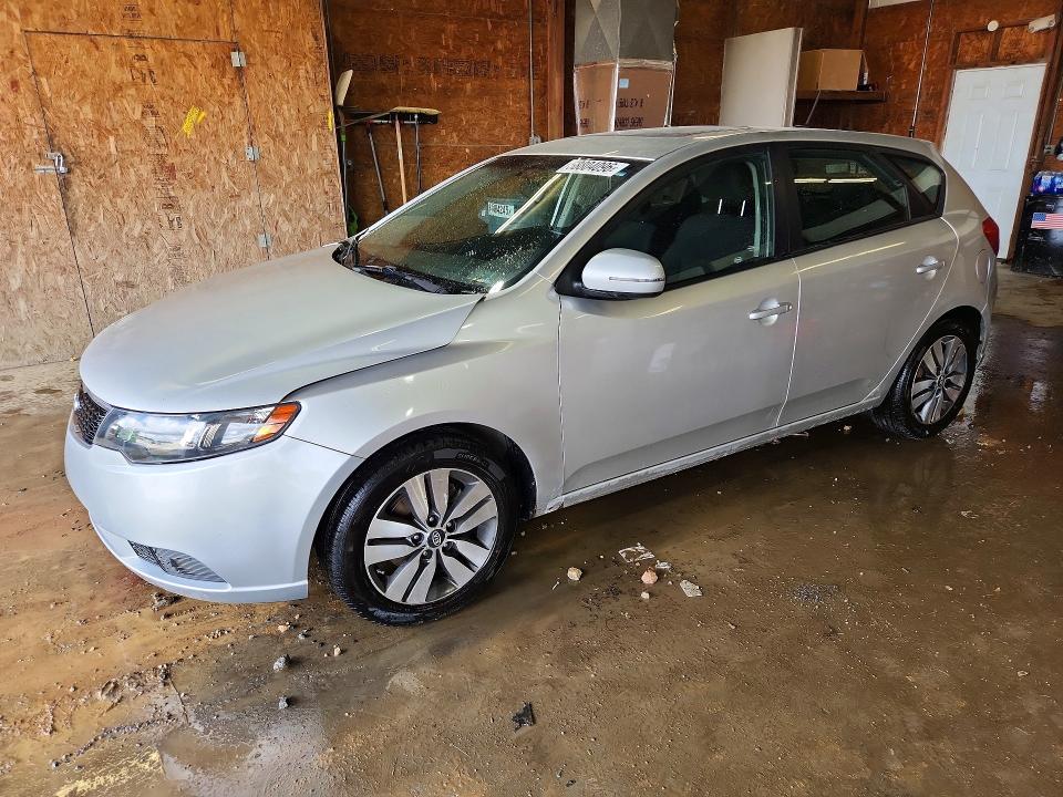 KIA FORTE 2013 with VIN KNAFU5A28D5693305 - Photo from auction