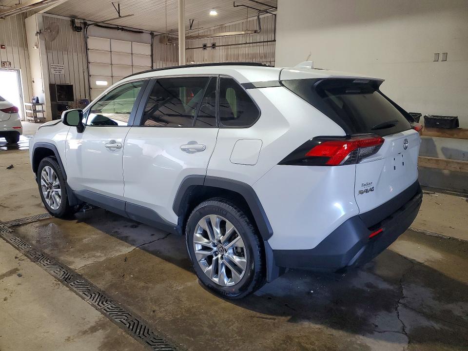 Photo 2 from auction – 2025 TOYOTA RAV4 with VIN 2T3A1RFV2SW607024