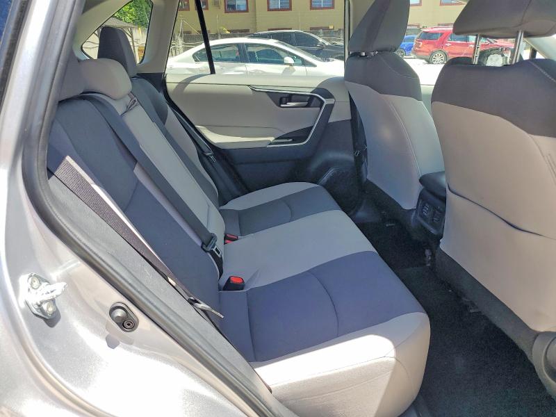 Photo 10 from auction – 2025 TOYOTA RAV4 with VIN 2T3W1RFV3SC311761