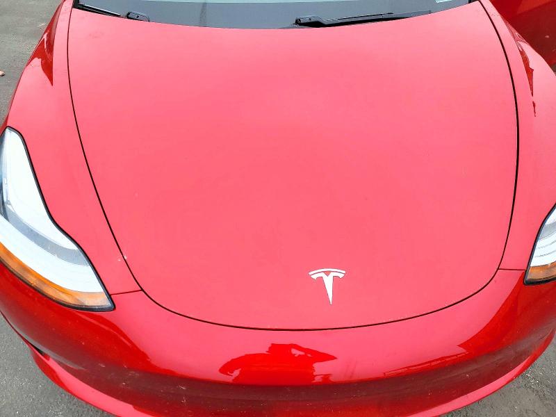 Photo 11 from auction – 2018 TESLA MODEL 3 with VIN 5YJ3E1EA9JF062733