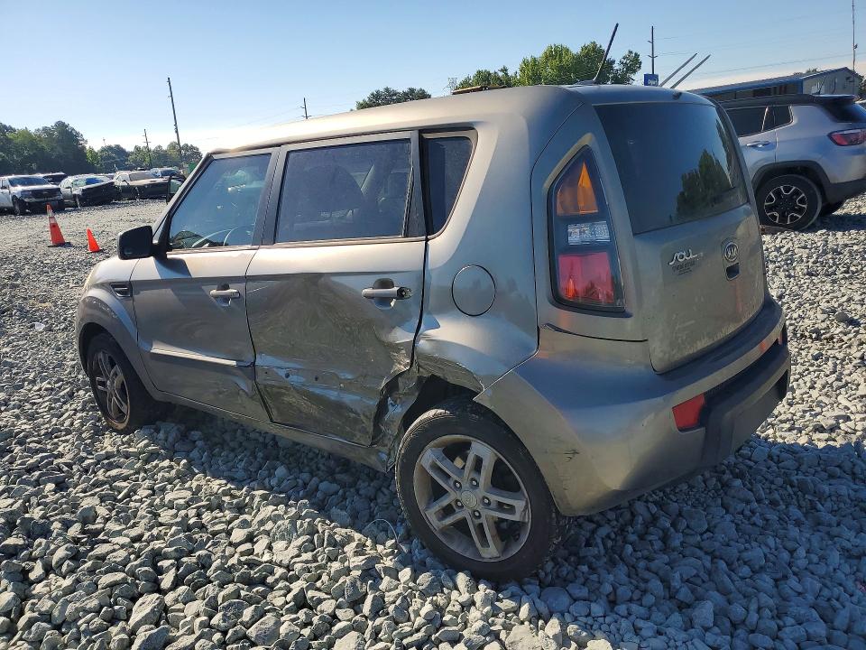 Photo 2 from auction – 2011 KIA SOUL with VIN KNDJT2A21B7220426