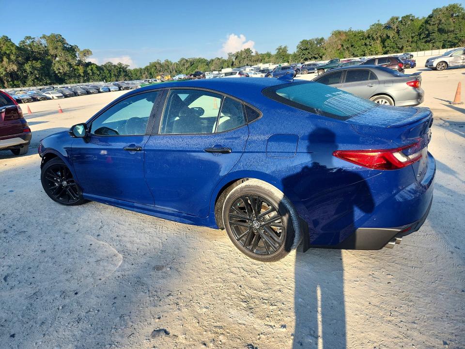 Photo 2 from auction – 2025 TOYOTA CAMRY with VIN 4T1DAACK0SU004106