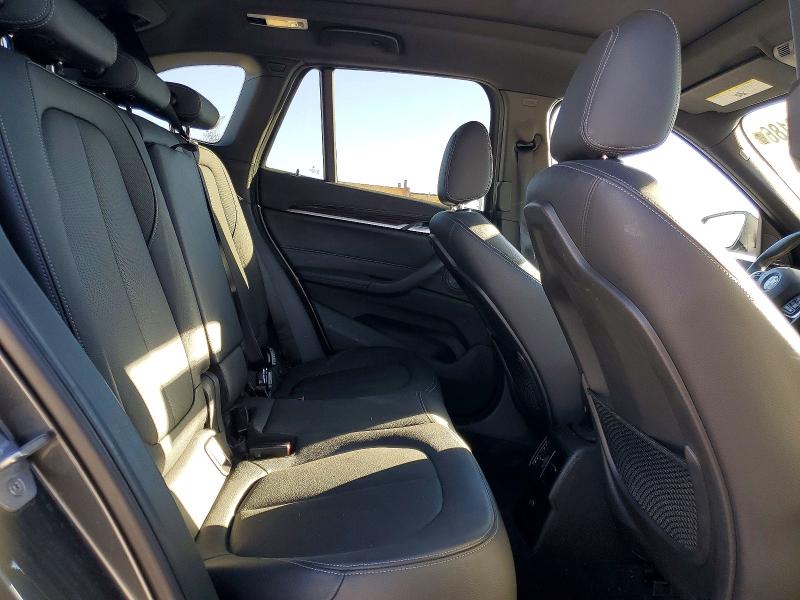 Фото 10 с аукциона – 2016 BMW X1 с VIN WBXHT3C32GP883511