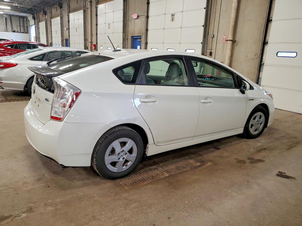 Zdjęcie 3 z aukcji – 2010 TOYOTA PRIUS z VIN JTDKN3DU0A0125039
