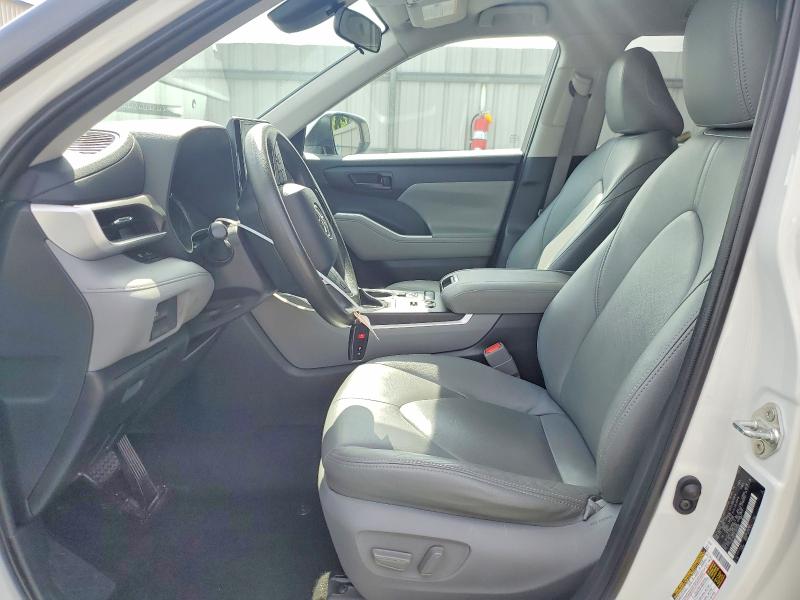 Photo 7 from auction – 2020 TOYOTA HIGHLANDER with VIN 5TDCZRAH3LS503292