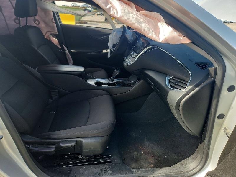 Photo 7 from auction – 2019 CHEVROLET MALIBU with VIN 1G1ZD5ST7KF154035