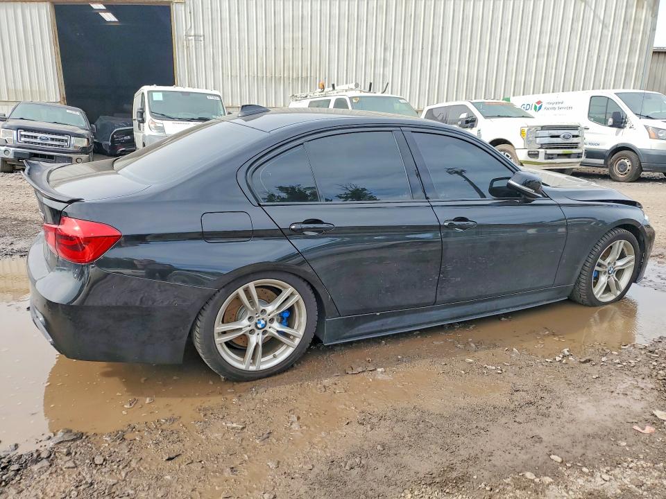 Photo 3 from auction – 2016 BMW 340 with VIN WBA8B7G50GNT14085