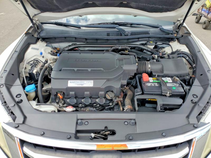 Photo 12 from auction – 2015 HONDA CROSSTOUR with VIN 5J6TF1H51FL000155